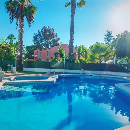 Villa Huge Villa With Six Double Bedrooms - 17876 *